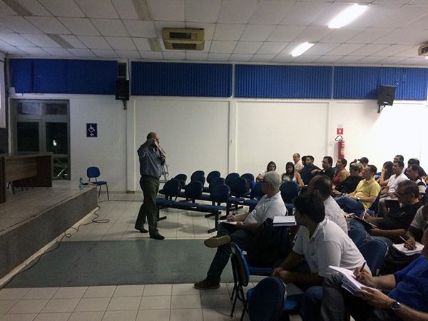 Palestra - "Conhecendo a profissão farmacêutica - áreas de atuação"